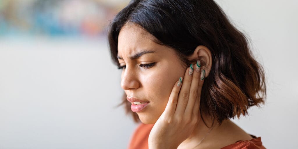 Can Wisdom Teeth Cause Throat and Ear Pain?