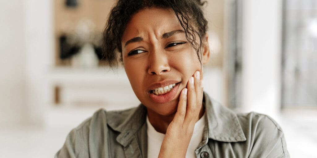 When To See a Dentist vs Oral Surgeon for Wisdom Teeth Removal