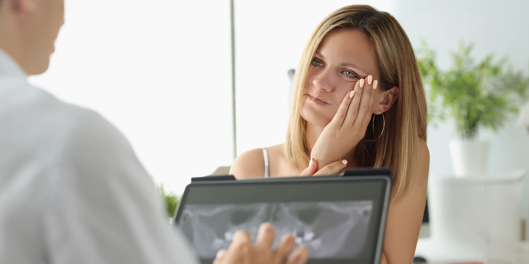 Edibles After Oral Surgery: What Patients Should Know